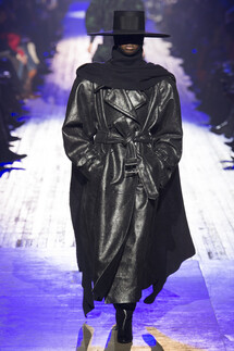 Marc Jacobs Fall 2018 Ready-to-Wear Марк Джейкобс осень зима 2018 коллекция неделя моды в Нью Йорке Mainstyles